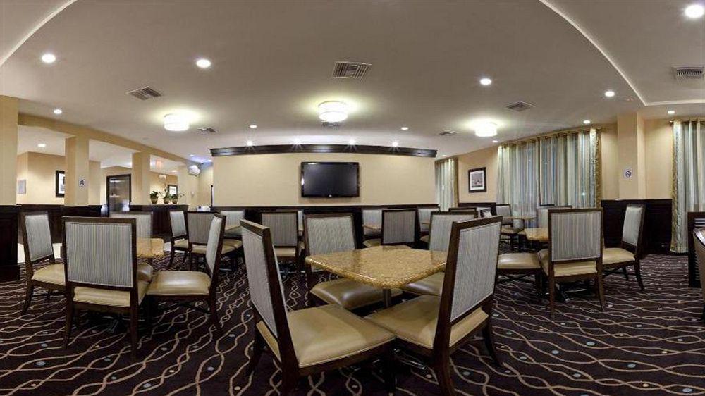 Holiday Inn Express Jacksonville Beach By Ihg Exterior foto