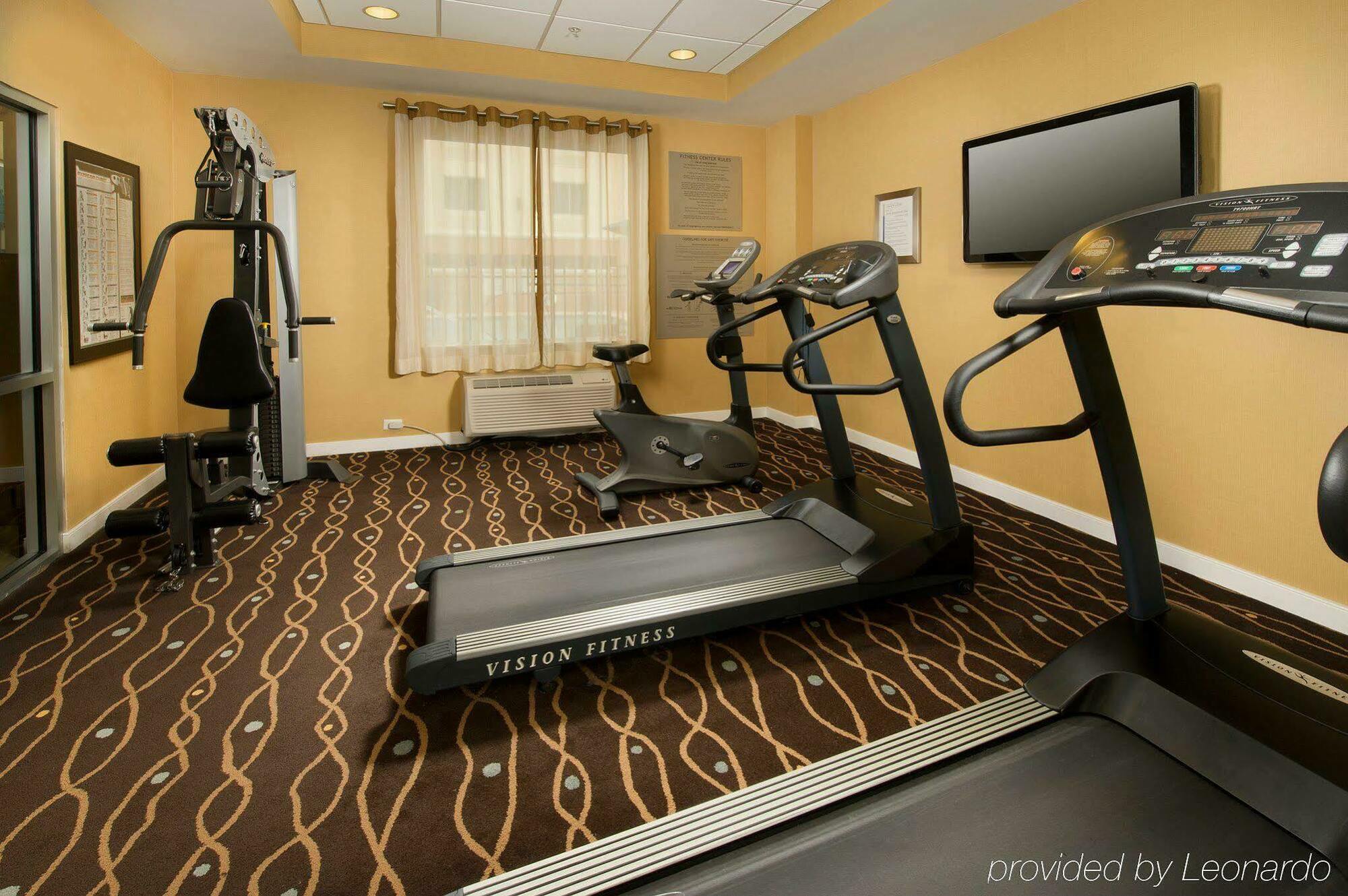 Holiday Inn Express Jacksonville Beach By Ihg Exterior foto